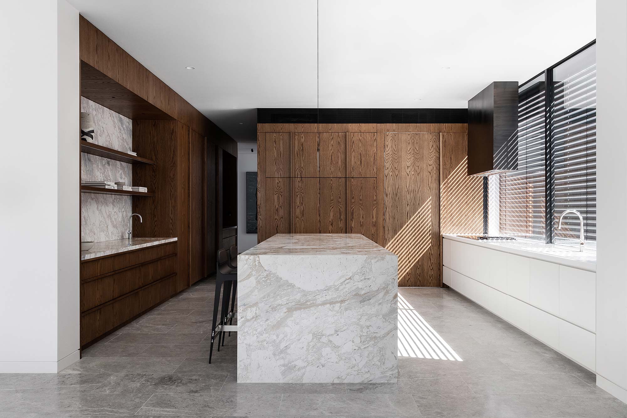 Modern & Refined House - Caulfield North